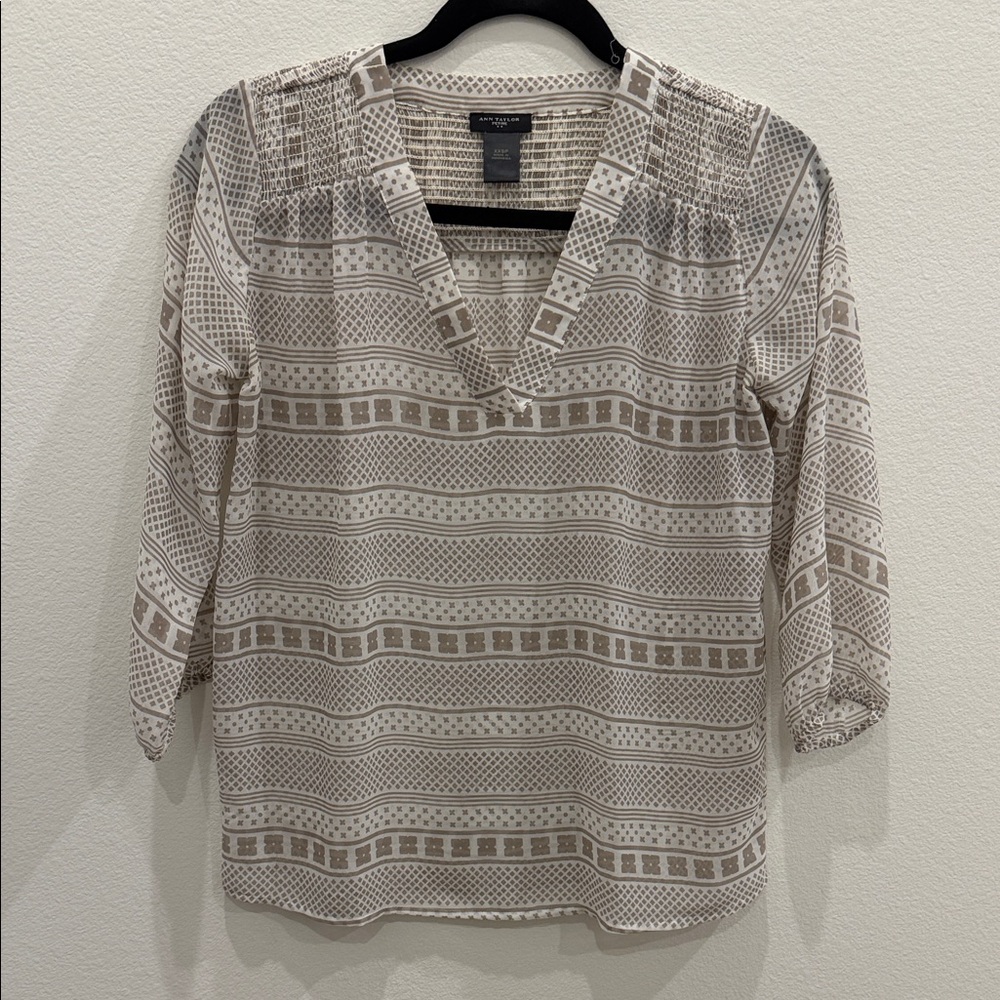 Ann Taylor Patterned Beige V-Neck Blouse